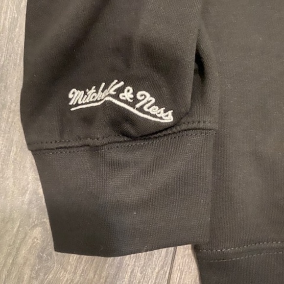 Mitchell & Ness Space Jam Squad Black Crewneck Sweatshirt NWT - Picture 5 of 7